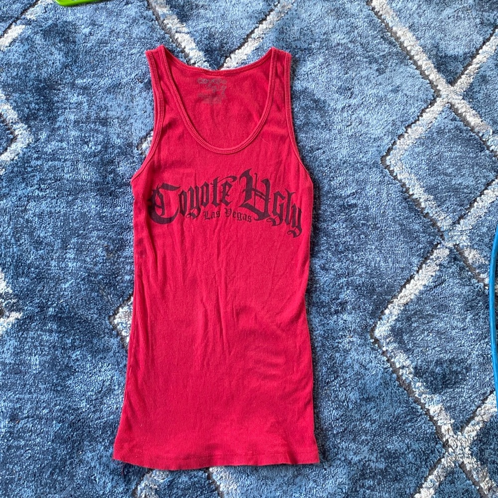 Red tank top size XL